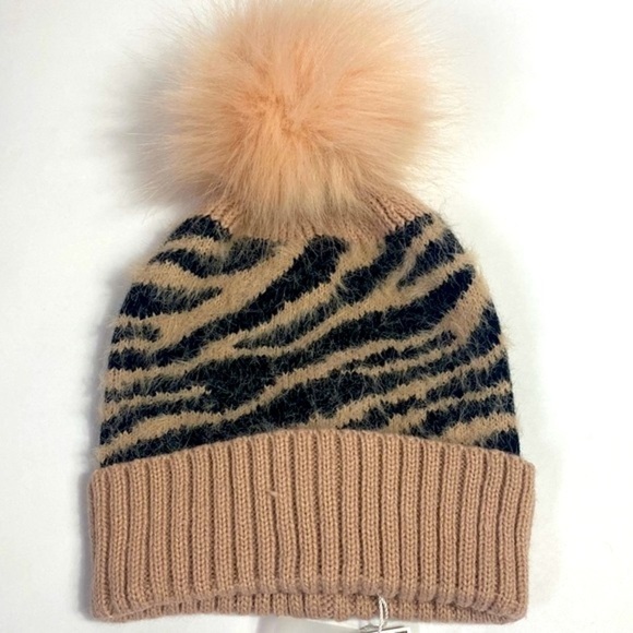 Shiraleah pink tiger print faux fur pom pom beanie hat NWT - Picture 1 of 3